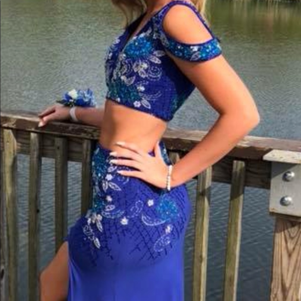 Prom dress